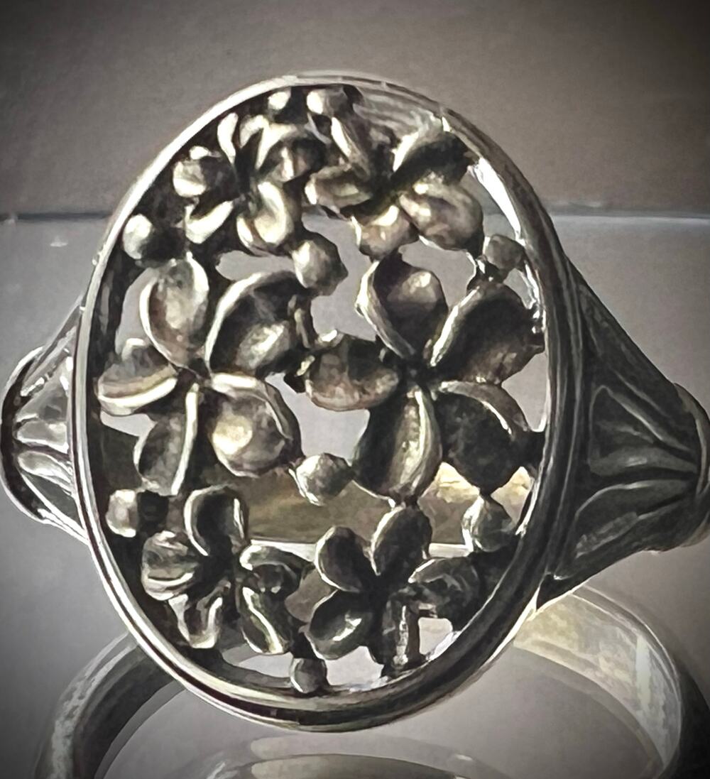 Vintage Floral Cut Out Sterling Ring